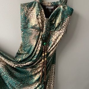 Beautiful Roz & Ali Maxi Dress - size 4